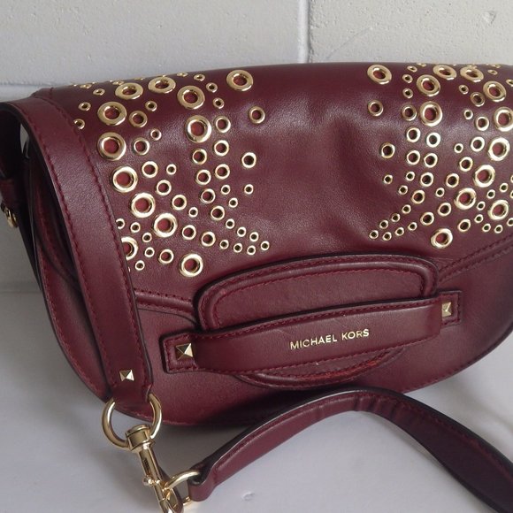 MICHAEL KORS STUDDED LEATHER MAROON EGGPLANT SADDLEBAG HANDBAG - Picture 1 of 9